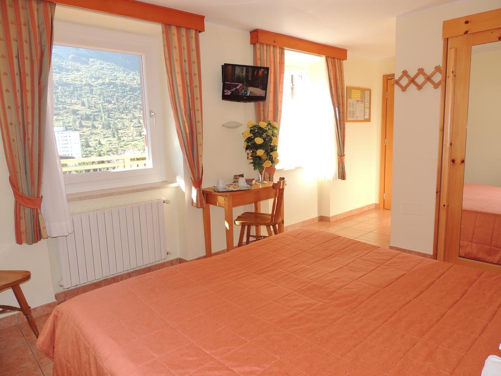Eden Hotel